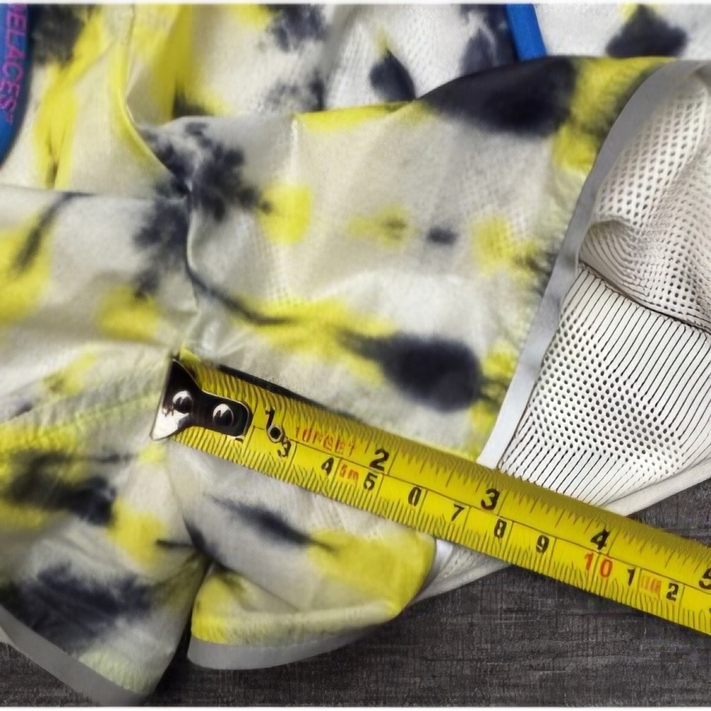 Nike Off-White Nike Off-White Women's Tie-Dye Shorts - Yellow and Blue - Picture 4 of 6